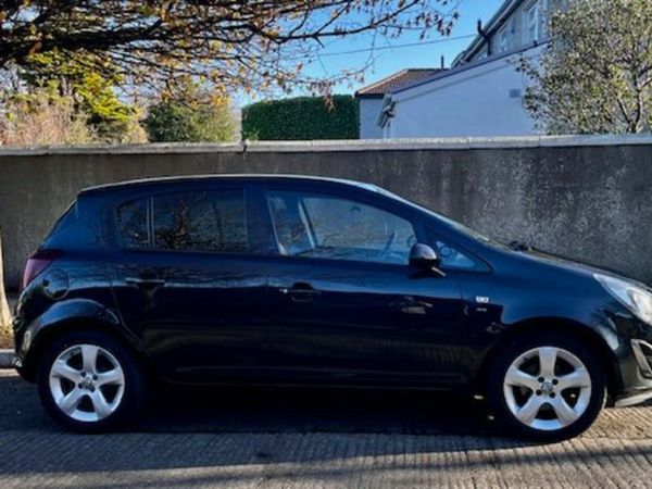 Vauxhall Corsa Hatchback, Petrol, 2013, Black