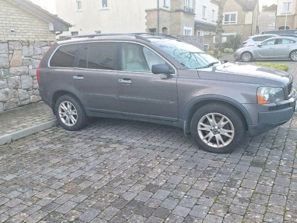 Volvo XC90 SUV, Diesel, 2006, Gold