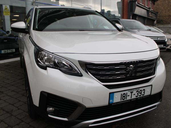 Peugeot 5008 MPV, Petrol, 2018, White