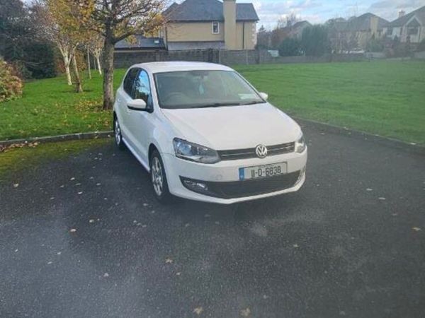 Volkswagen Polo Hatchback, Petrol, 2011, White