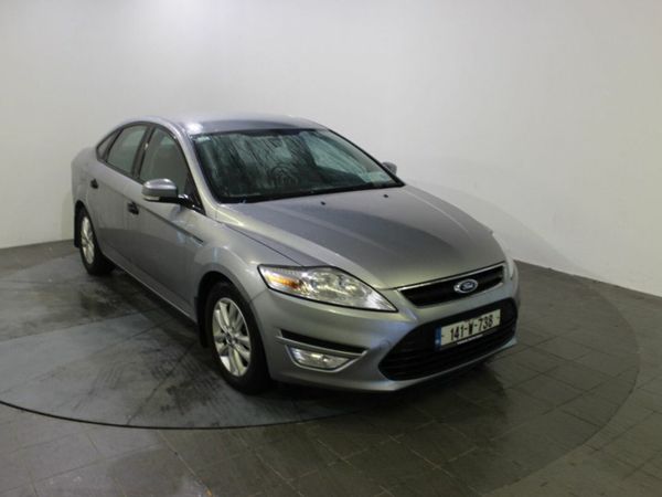 Ford Mondeo Saloon, Diesel, 2014, Grey
