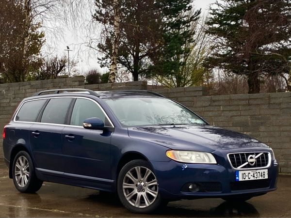 Volvo V70 Estate, Diesel, 2010, Blue