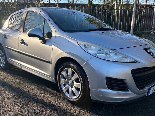 Peugeot 207 Hatchback, Petrol, 2011, Silver