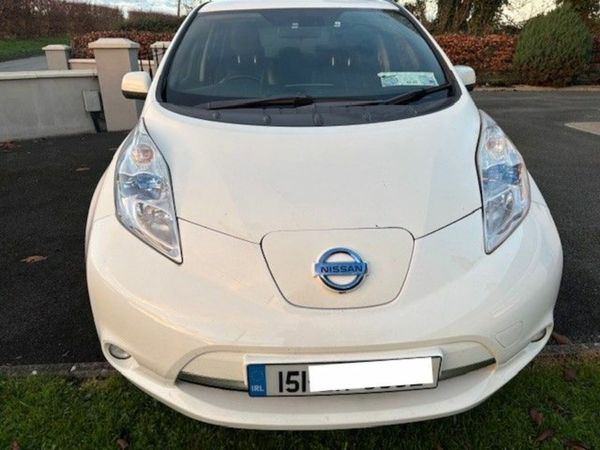 Nissan Leaf Hatchback, Electric, 2015, White