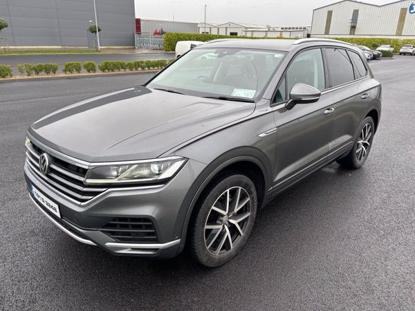 Volkswagen Touareg SUV, Diesel, 2019, Grey