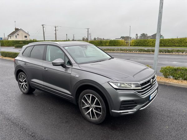 Volkswagen Touareg SUV, Diesel, 2019, Grey