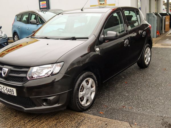 Dacia Sandero Hatchback, Petrol, 2016, Black