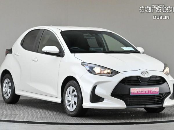 Toyota Yaris Hatchback, Petrol, 2020, White