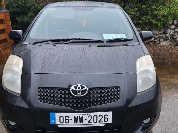 Toyota Yaris Hatchback, Petrol, 2006, Black