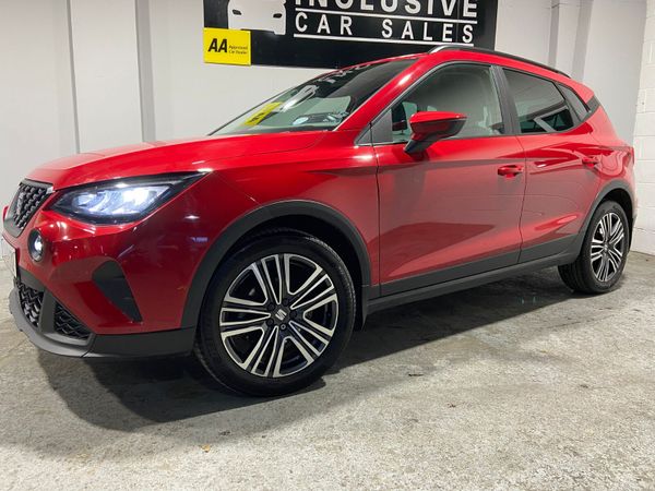 SEAT Arona SUV, Petrol, 2022, Red