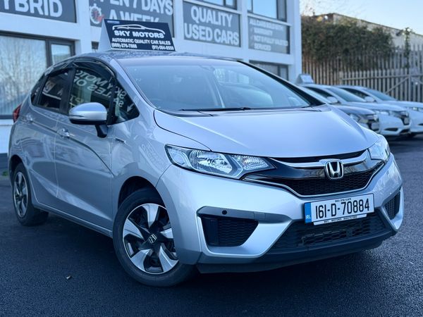 Honda Fit Hatchback, Petrol Hybrid, 2016, Silver
