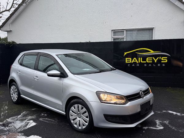 Volkswagen Polo Hatchback, Petrol, 2012, Silver