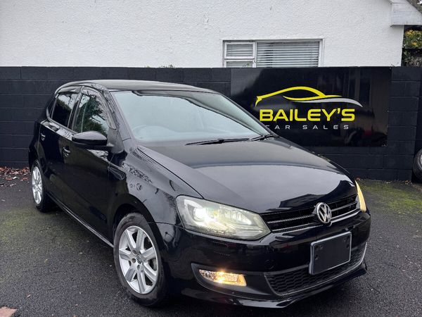 Volkswagen Polo Hatchback, Petrol, 2012, Black