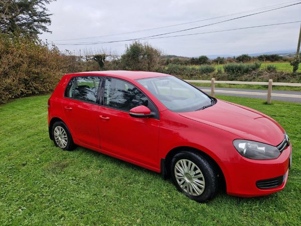 Volkswagen Golf Hatchback, Diesel, 2011, Red