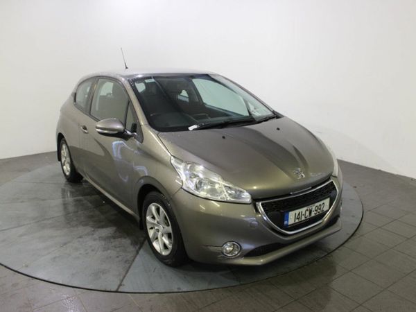 Peugeot 208 Hatchback, Diesel, 2014, Grey