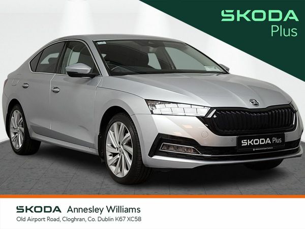 Skoda Octavia Saloon, Diesel, 2023, Silver