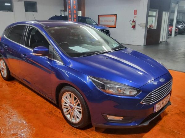 Ford Focus Hatchback, Diesel, 2017, Blue