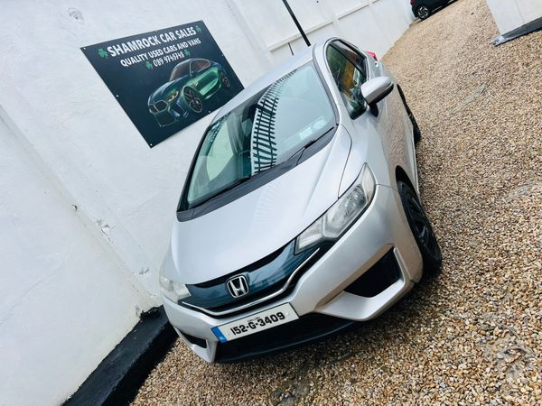 Honda Fit Hatchback, Petrol, 2015, Silver