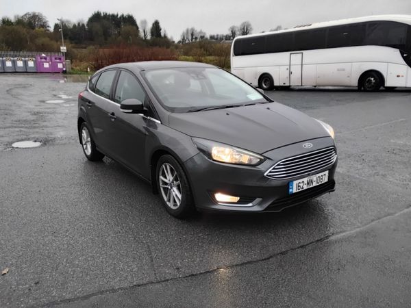 Ford Focus Hatchback, Diesel, 2016, Grey