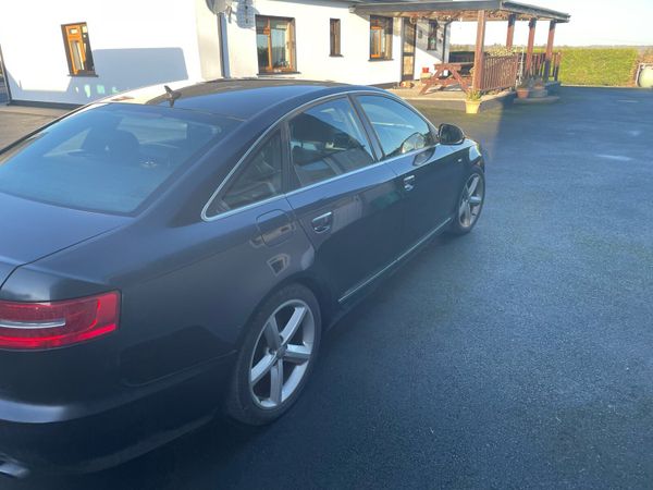 Volkswagen Passat Saloon, Diesel, 2011, Grey