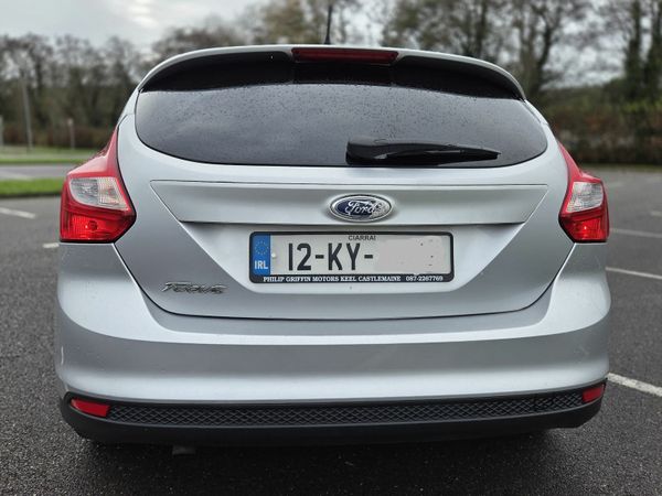 Ford Focus Hatchback, Diesel, 2012, Silver