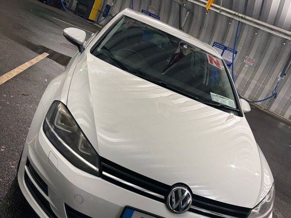Volkswagen Golf Hatchback, Petrol, 2017, White
