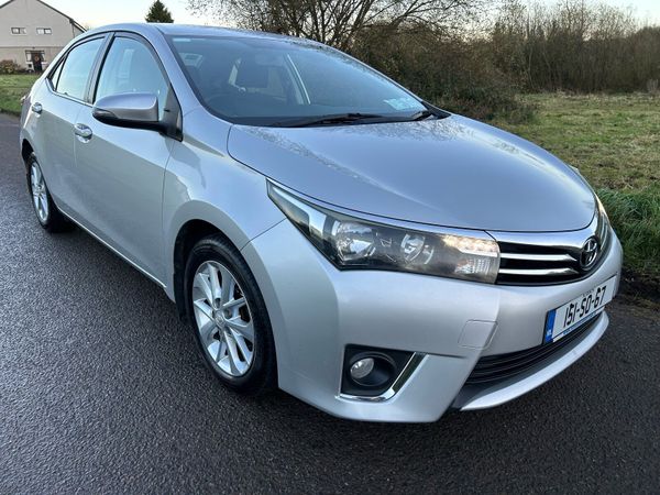 Toyota Corolla Saloon, Diesel, 2015, Silver