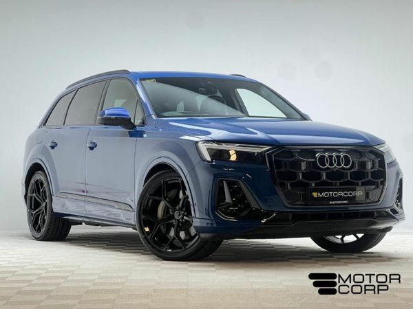 Audi Q7 SUV, Petrol Plug-in Hybrid, 2024, Blue