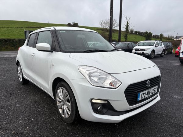 Suzuki Swift Hatchback, Petrol, 2017, White
