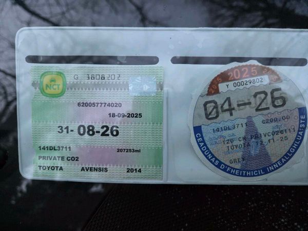 Toyota Avensis Estate, Diesel, 2014, Grey