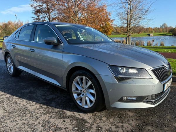 Skoda Superb Saloon, Diesel, 2019, Grey