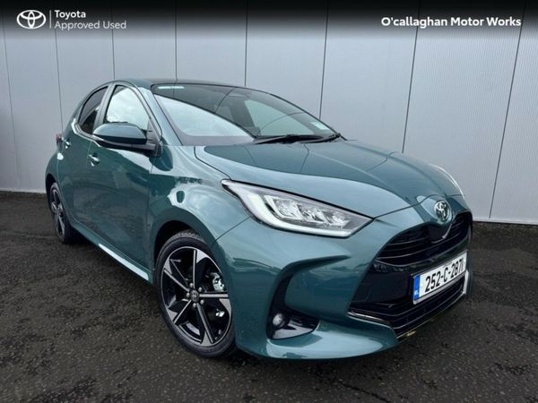 Toyota Yaris Hatchback, Petrol Hybrid, 2025, Green