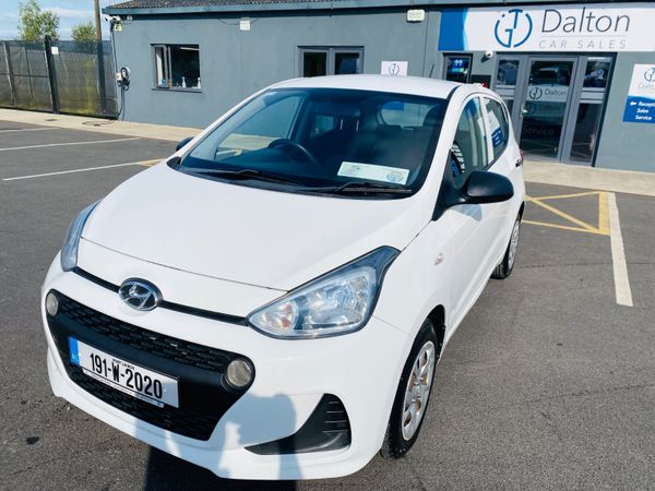 Hyundai i10 Hatchback, Petrol, 2019, White