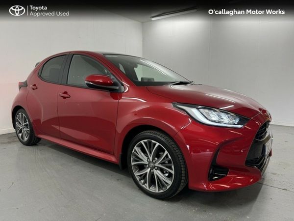 Toyota Yaris Hatchback, Petrol Hybrid, 2024, Red