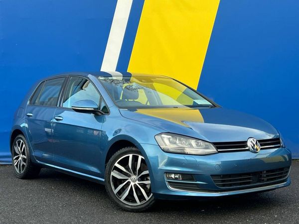 Volkswagen Golf Hatchback, Petrol, 2015, Blue