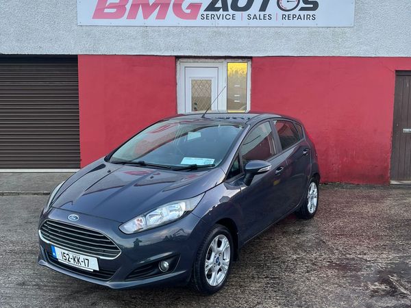 Ford Fiesta Hatchback, Petrol, 2015, Blue