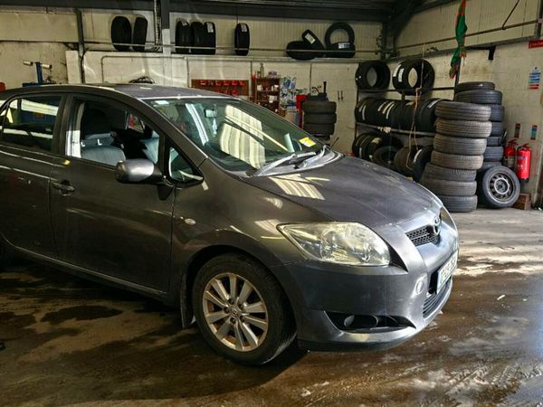 Toyota Auris Hatchback, Petrol, 2007, Grey