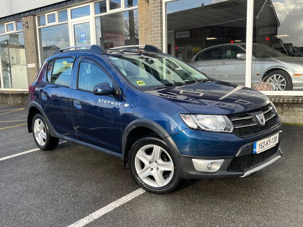 Dacia Sandero Stepway Hatchback, Diesel, 2016, Blue