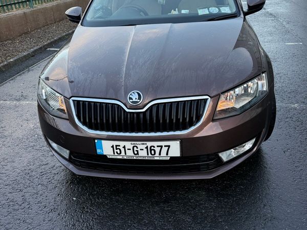 Skoda Octavia Saloon, Diesel, 2015, Brown