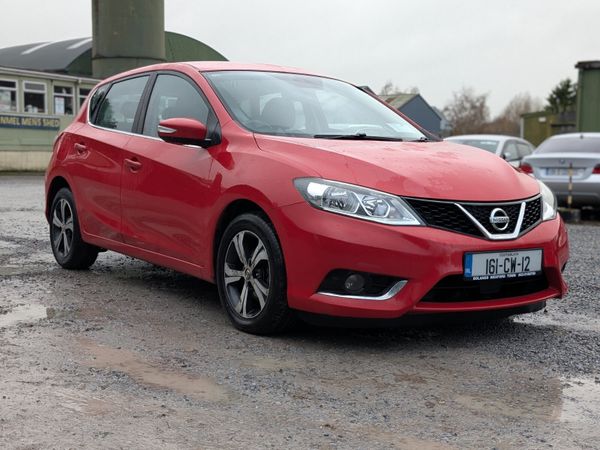 Nissan Pulsar Hatchback, Diesel, 2016, Red