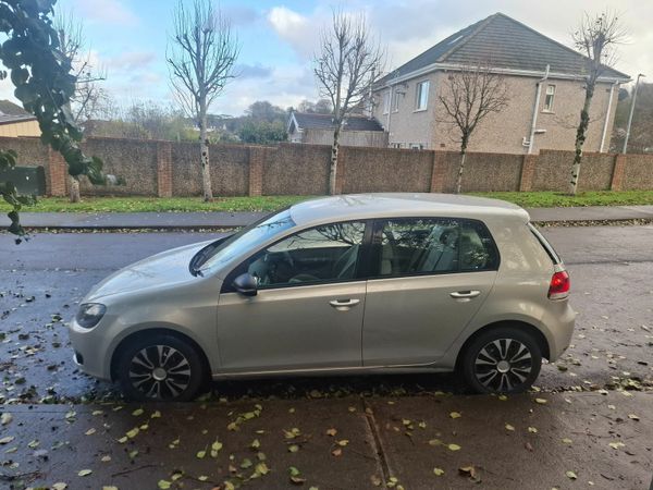 Volkswagen Golf Hatchback, Petrol, 2011, Silver