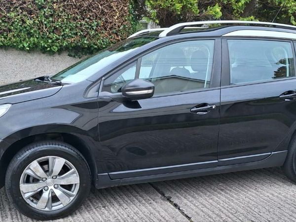 Peugeot 2008 Hatchback, Diesel, 2016, Black