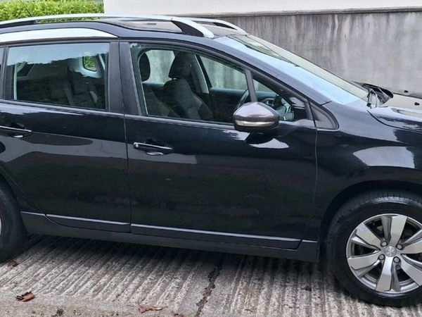 Peugeot 2008 Hatchback, Diesel, 2016, Black