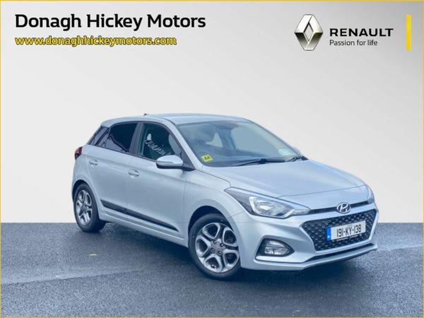 Hyundai i20 Hatchback, Petrol, 2019, Silver