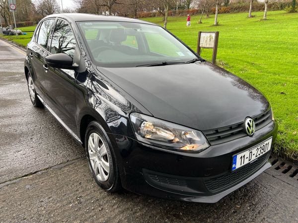 Volkswagen Polo Hatchback, Petrol, 2011, Black