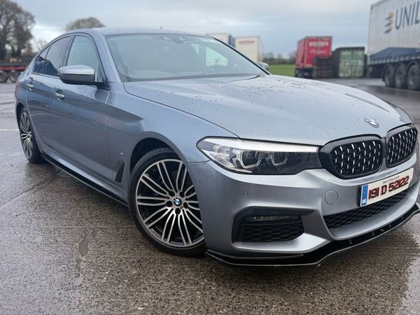 BMW 5-Series Saloon, Petrol Plug-in Hybrid, 2019, Blue
