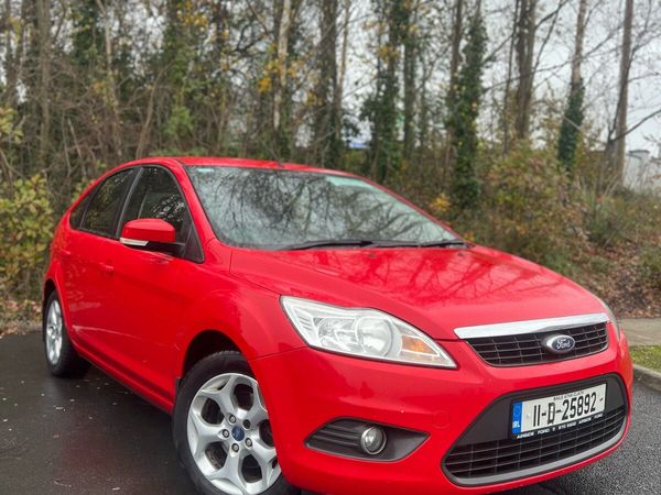 Ford Focus Hatchback, Diesel, 2011, Red