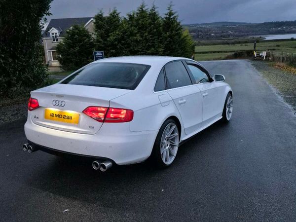 Audi A4 Saloon, Diesel, 2012, White