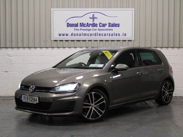 Volkswagen Golf Hatchback, Diesel, 2017, Grey