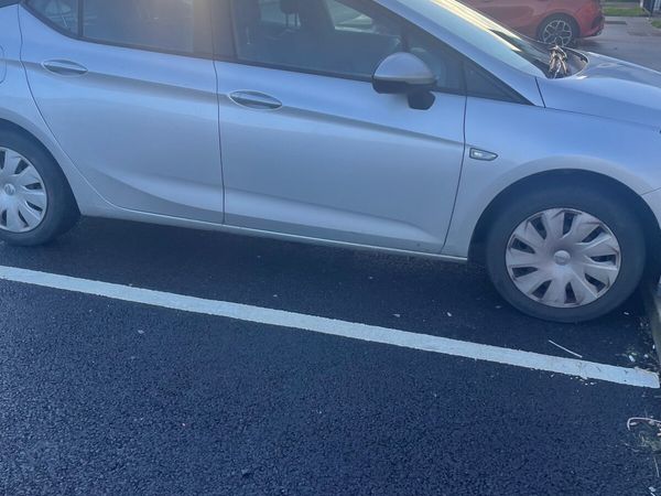 Opel Astra Hatchback, Petrol, 2019, Grey